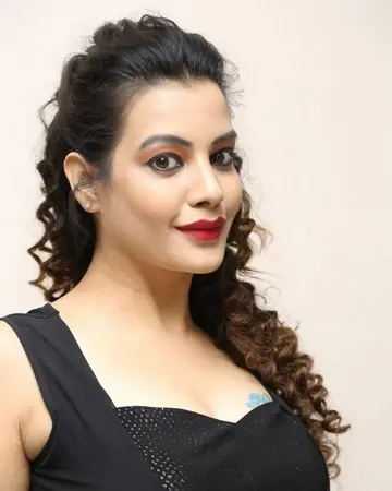 Diksha Panth, a Bigg Boss Telugu 1 contestant